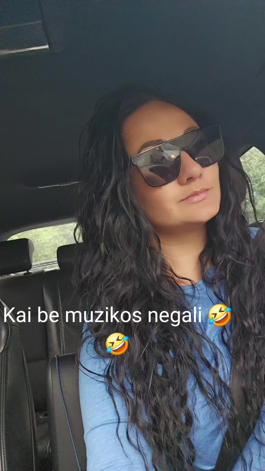 @Bosė😅