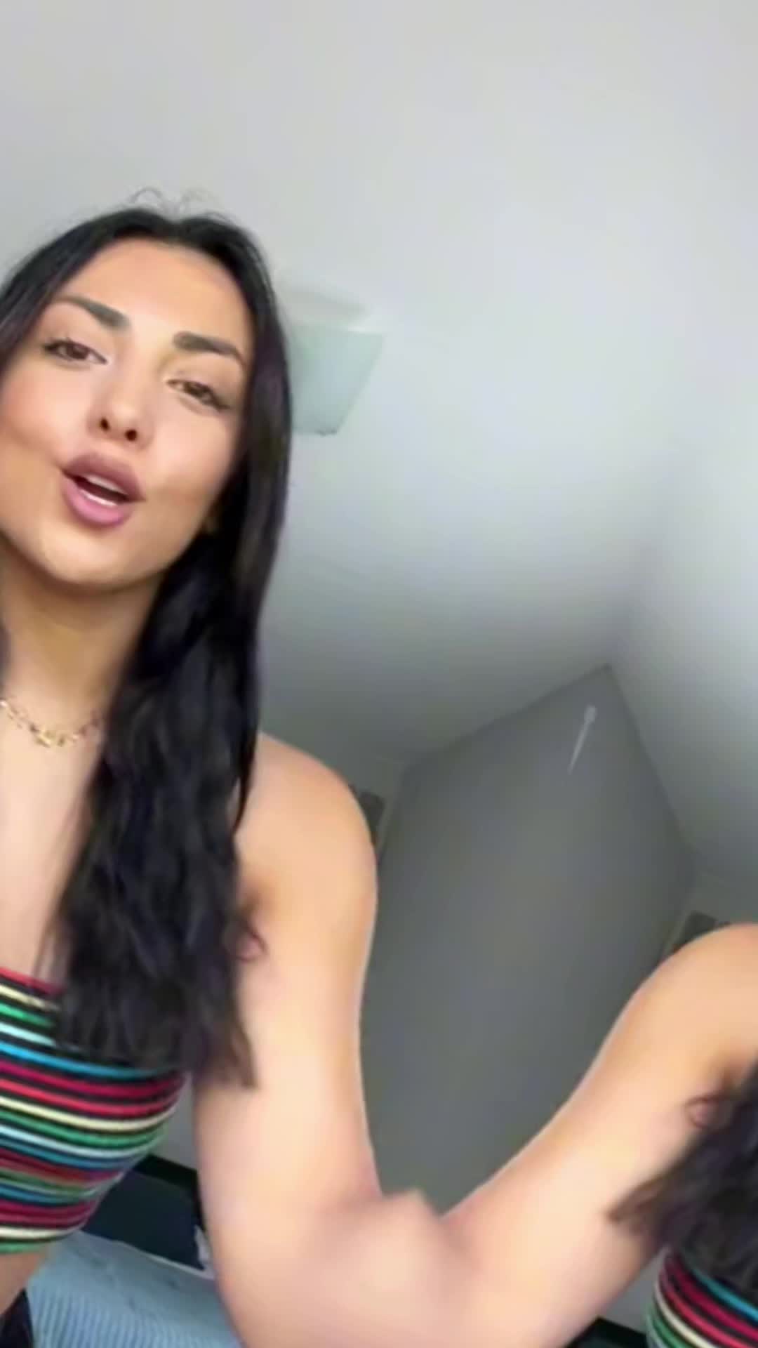 @Anna_Tudela