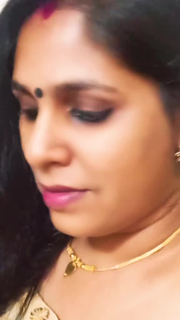 @Darshiii