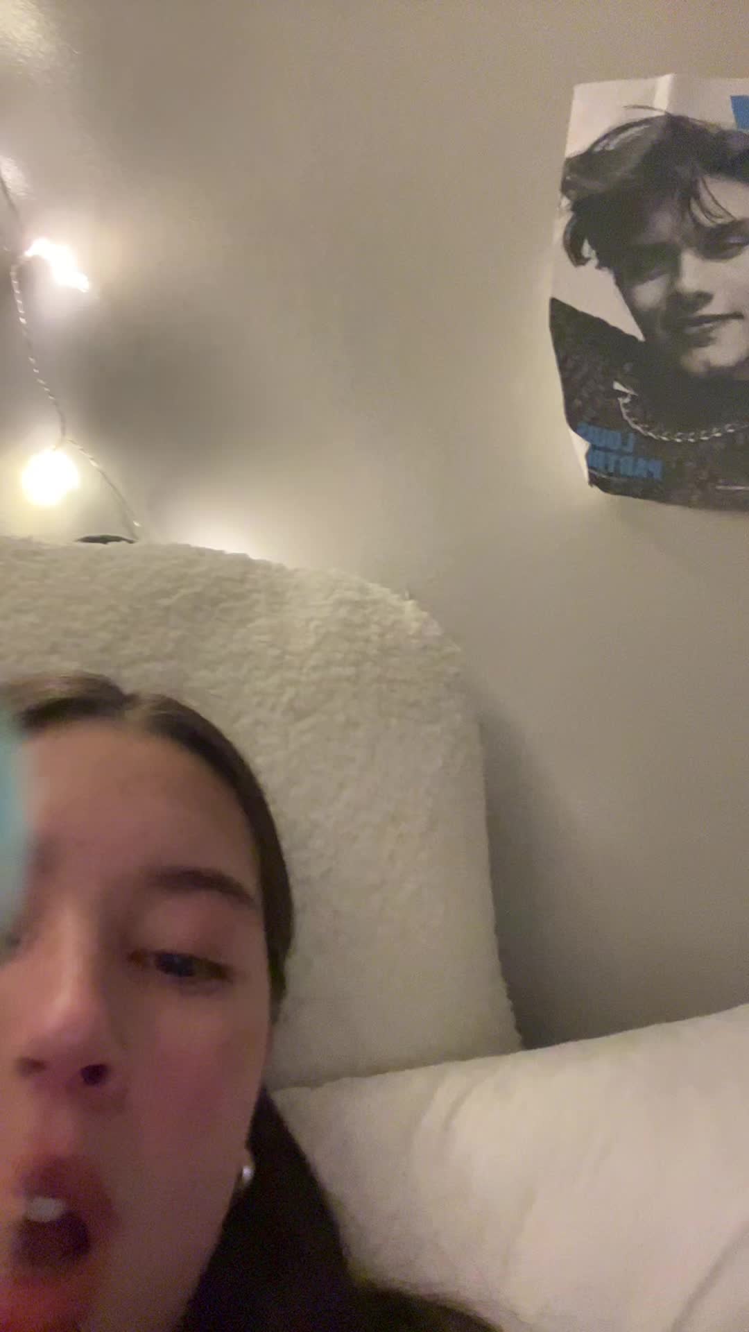 @crazyava2005
