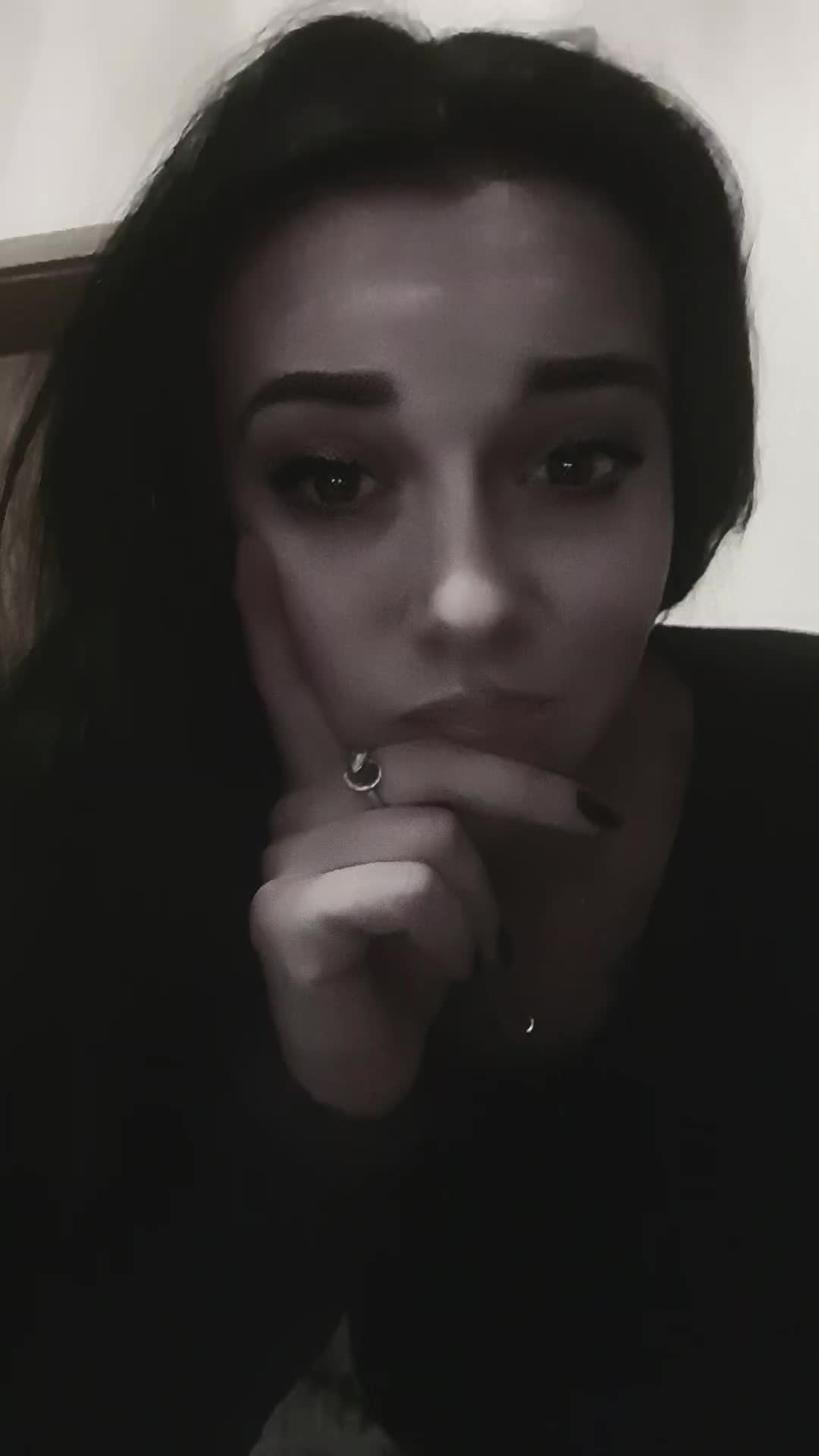 @laliika <3