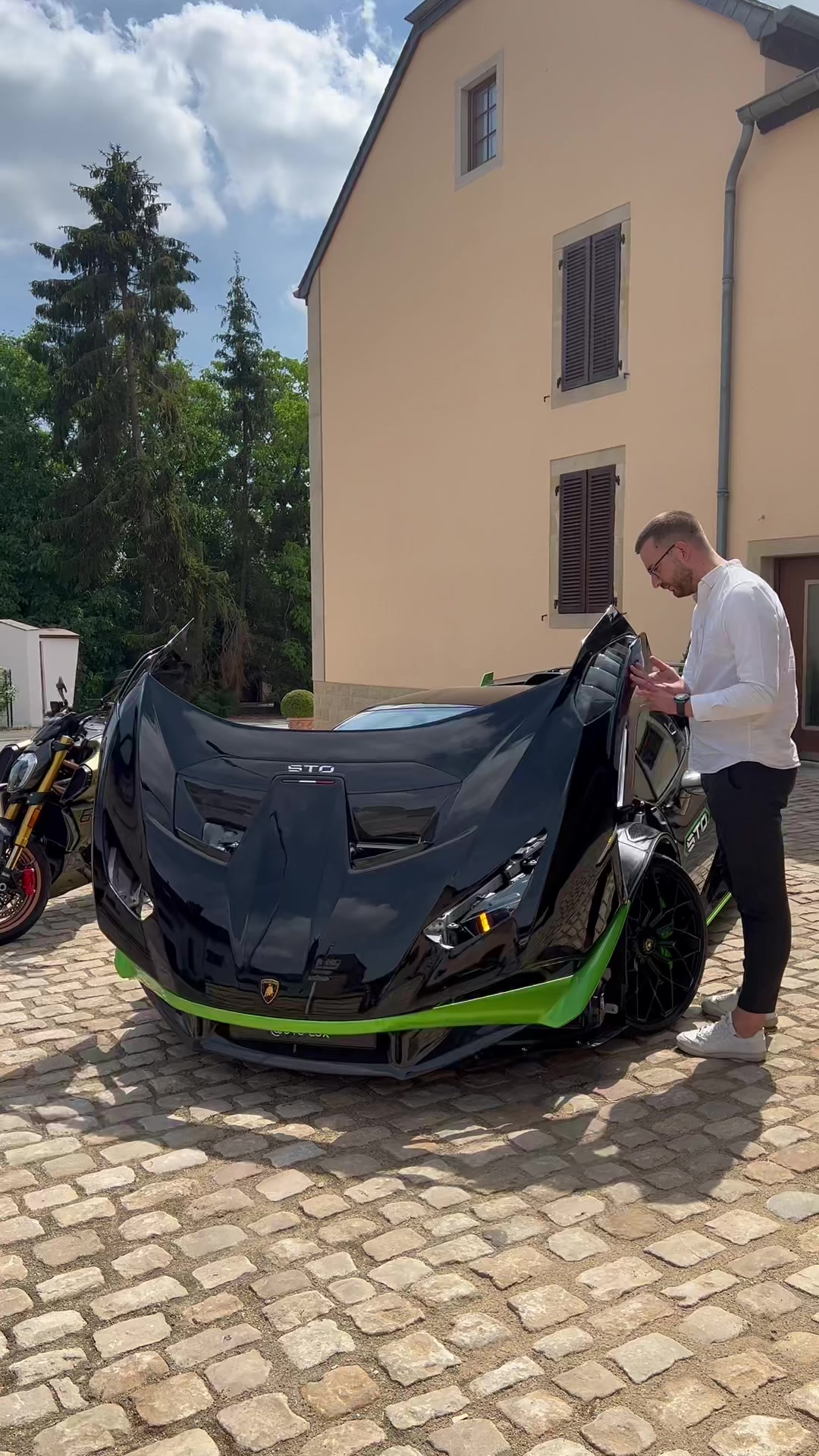@Auto Lux Concept
