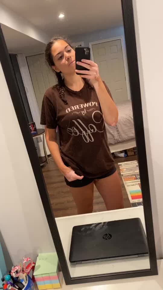 @Lina Ferrari