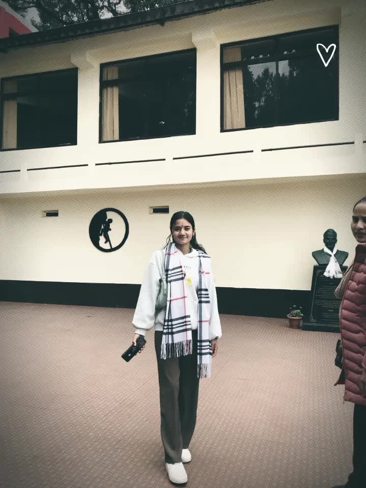 @reynuoli🌍️🥀📿