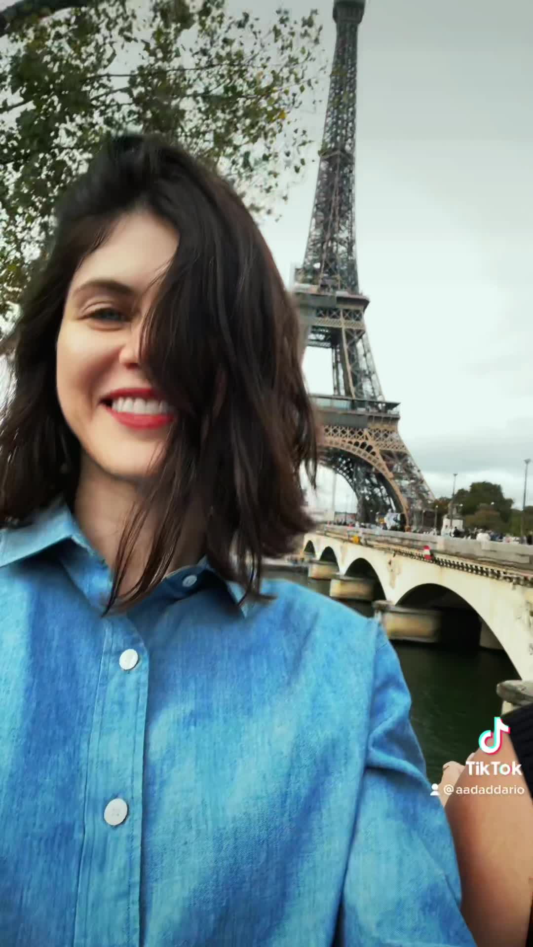 @Alexandra Daddario