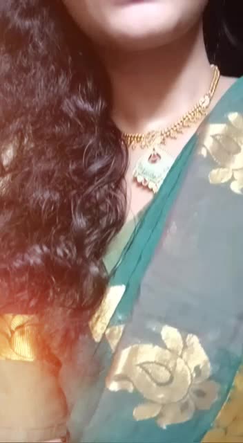 @Diya Shetty