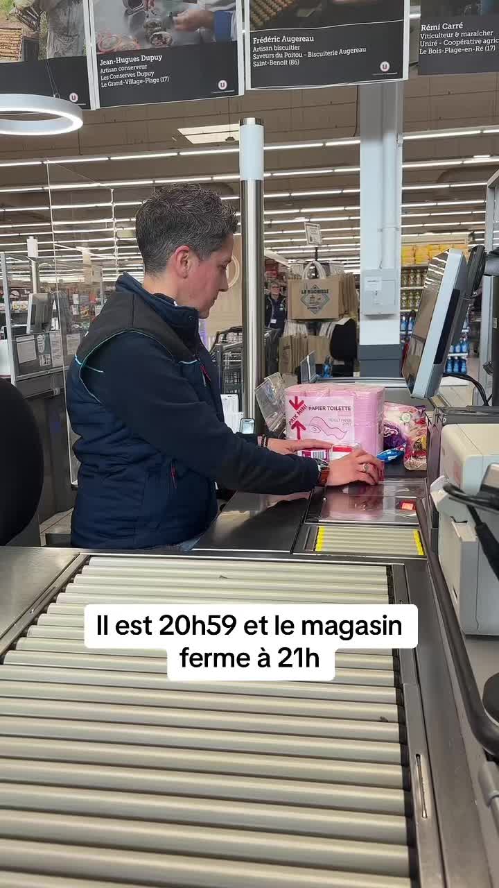 @Hypermarché U La Rochelle