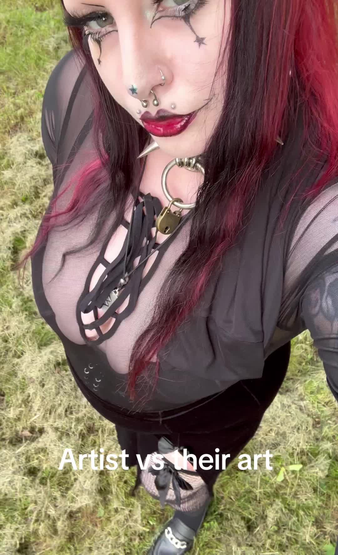 @Lunarmoonwitch