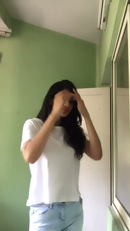 @divyasushma