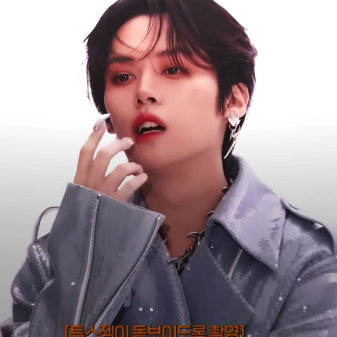 @twolix4 𐙚