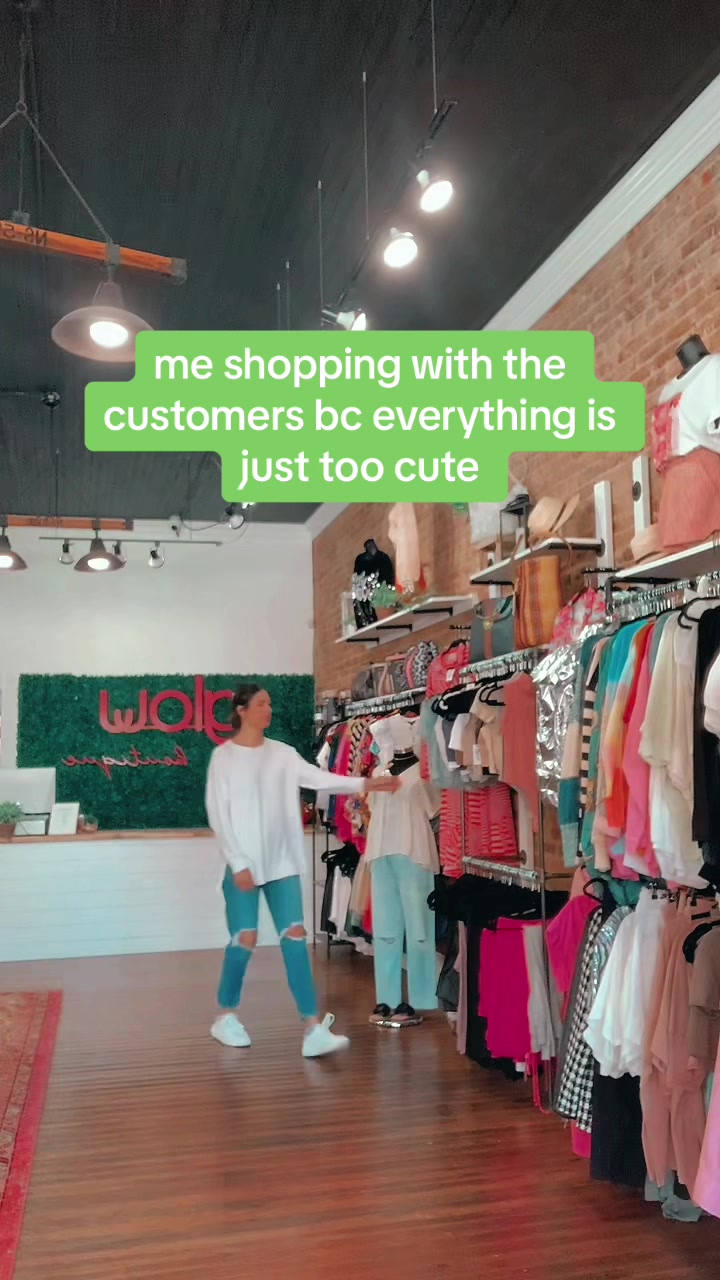 @Glow Boutique & More Sand