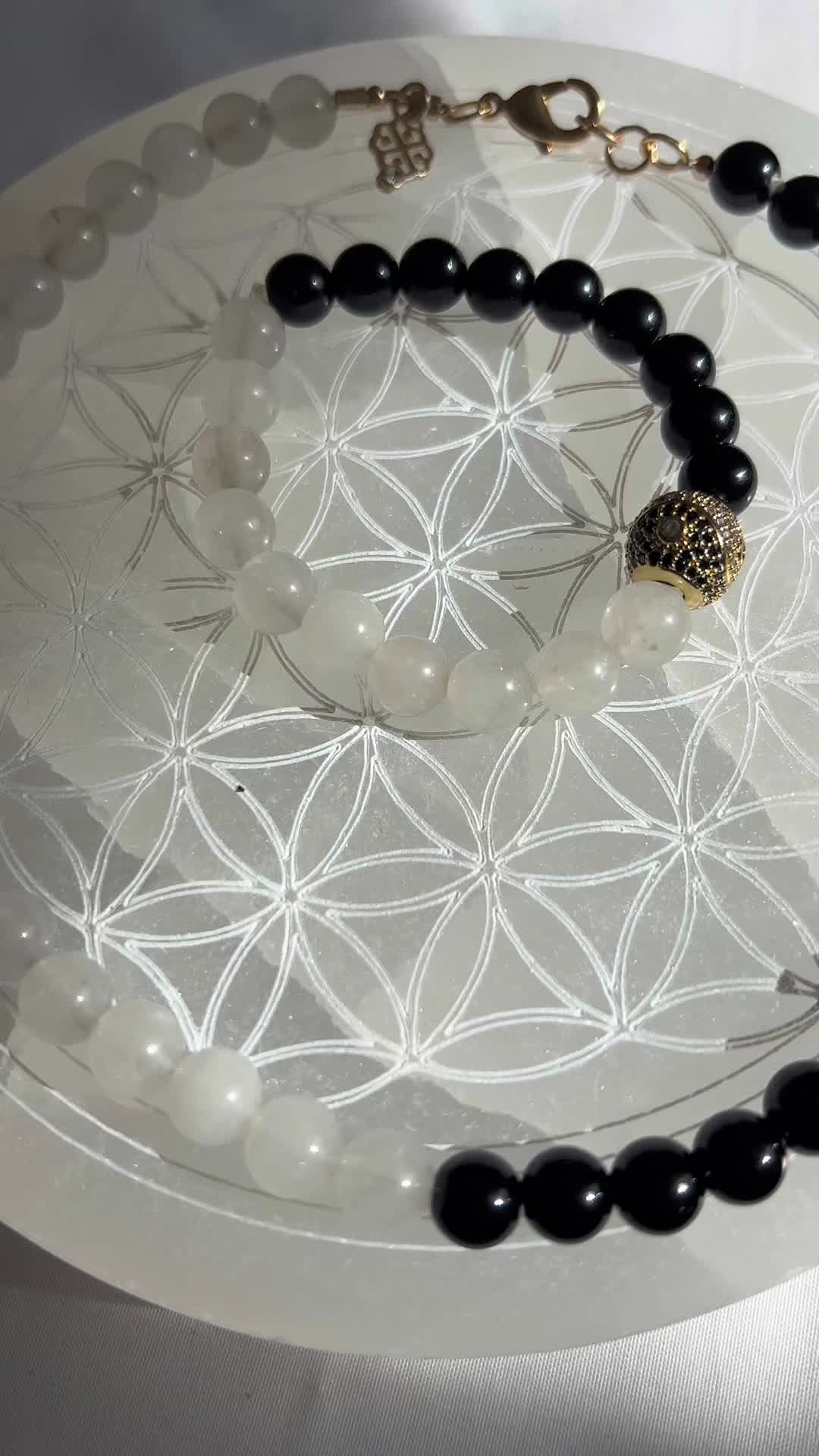 @Paradox Temple Crystals