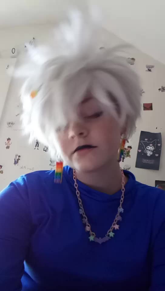 @Killua😦