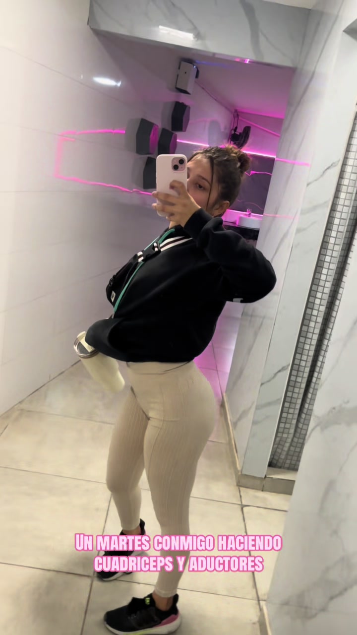 @Kiari1_.