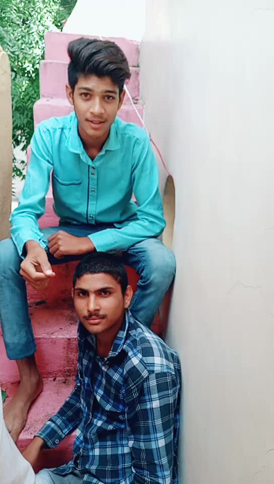 @v banna
