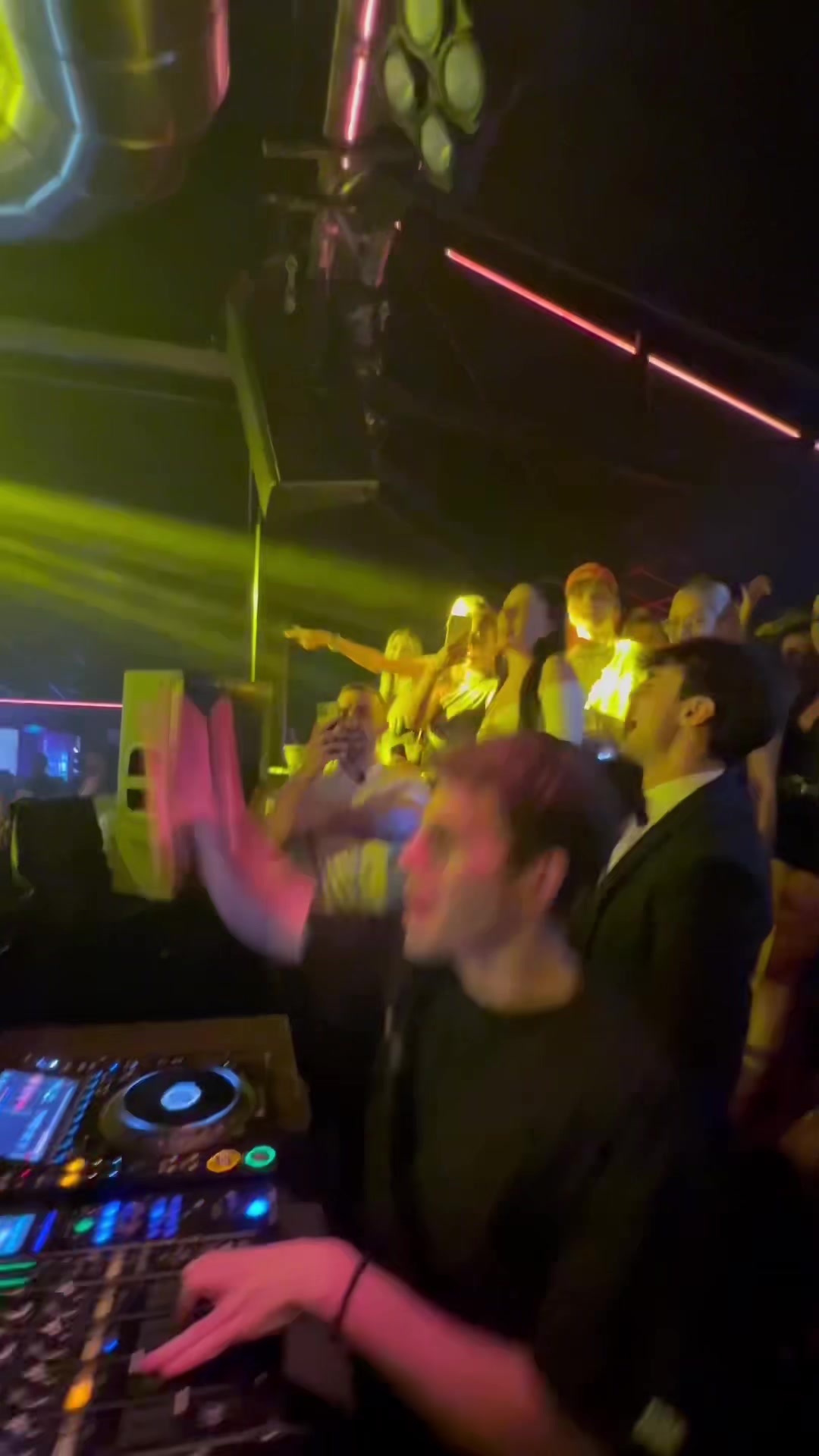 @Alexkarodj