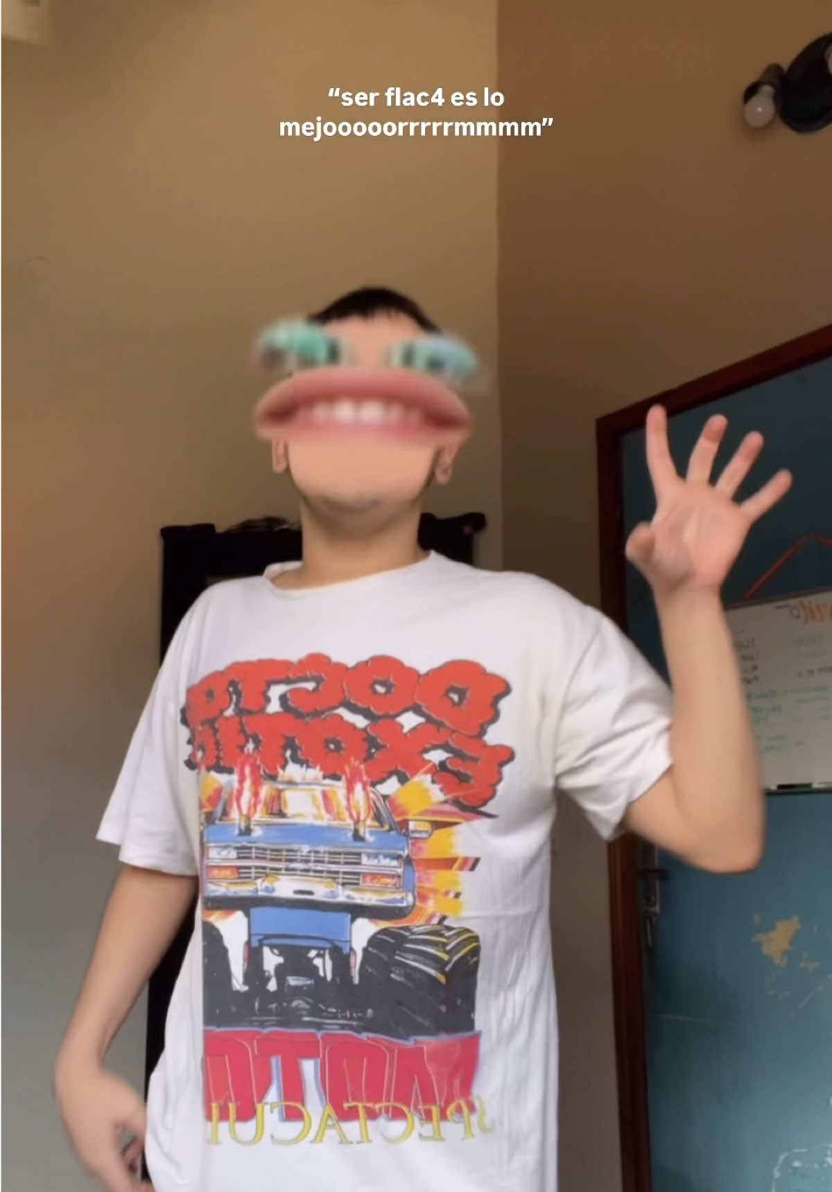 @ezeaquinos&trade;