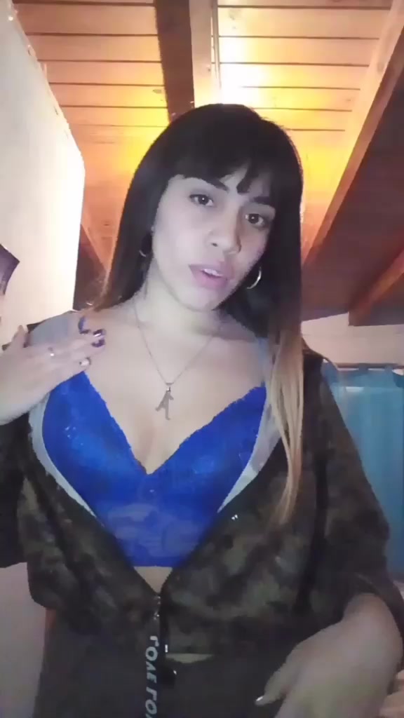 @Ayluu