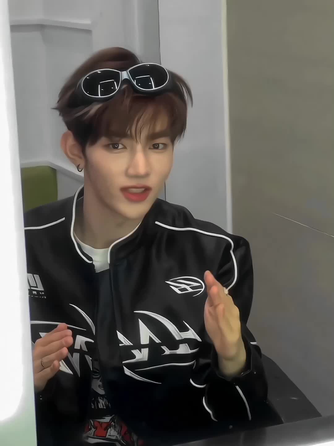 @ㅤ