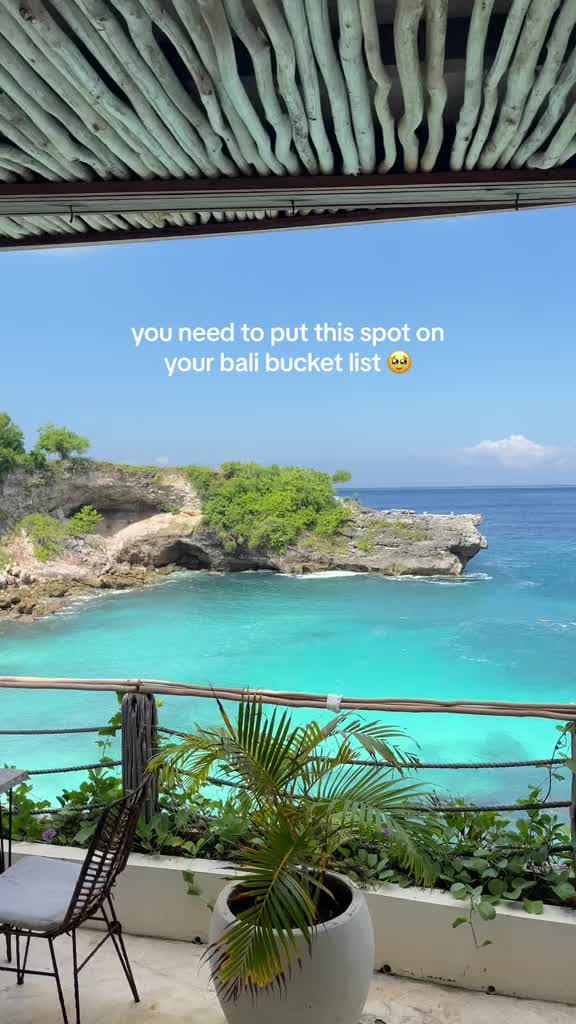@twoloverstravel 🕊️