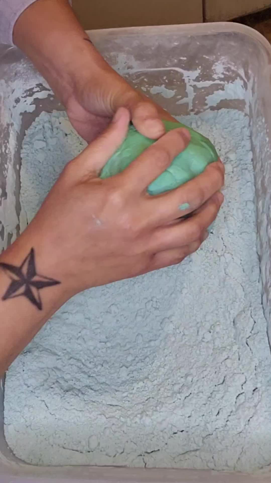@𝒜𝒹𝒹𝒾𝒸𝓉𝑒𝒹2𝒞𝑜𝓂𝑒𝓉𝓉