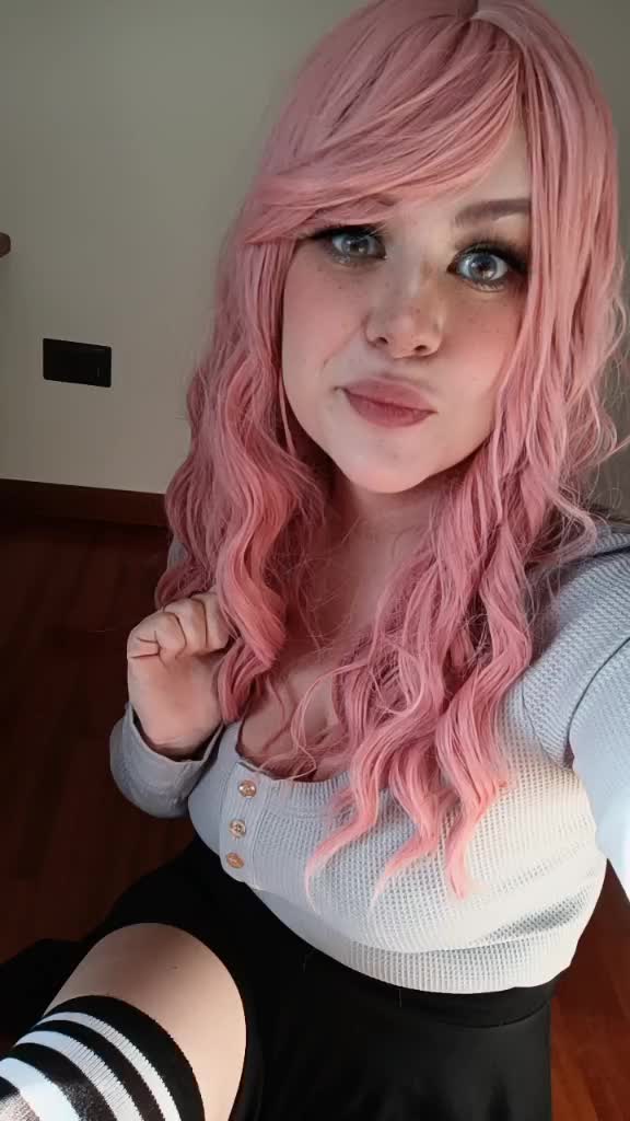 @tsuki otaku chan