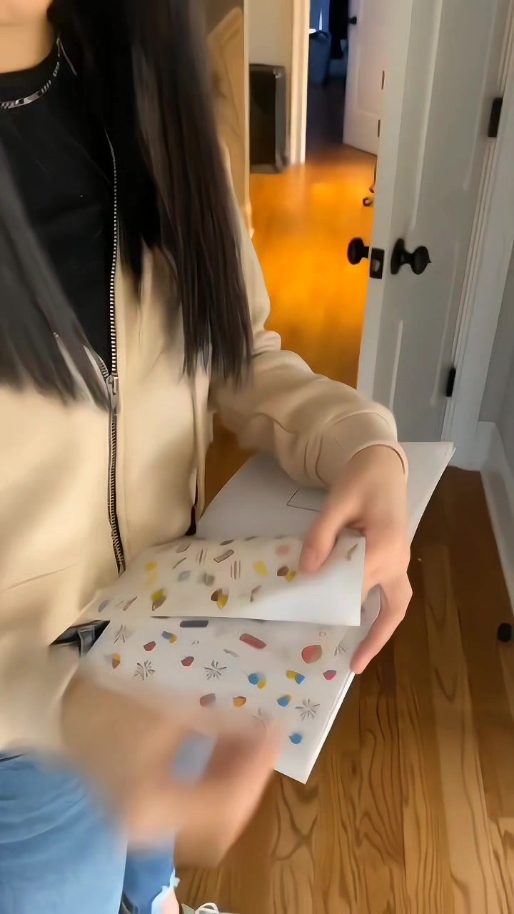 @★