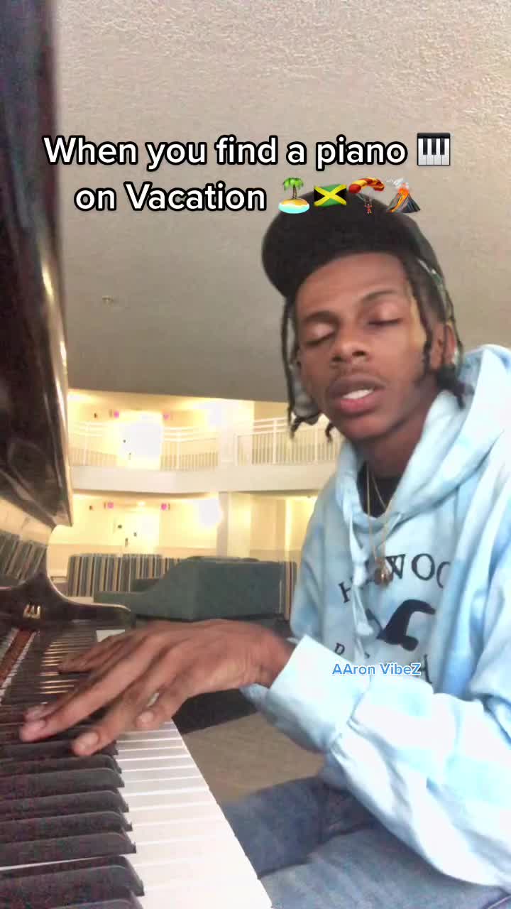 @AAron VibeZ ( BeeAPeace ) ๐๐ฆ