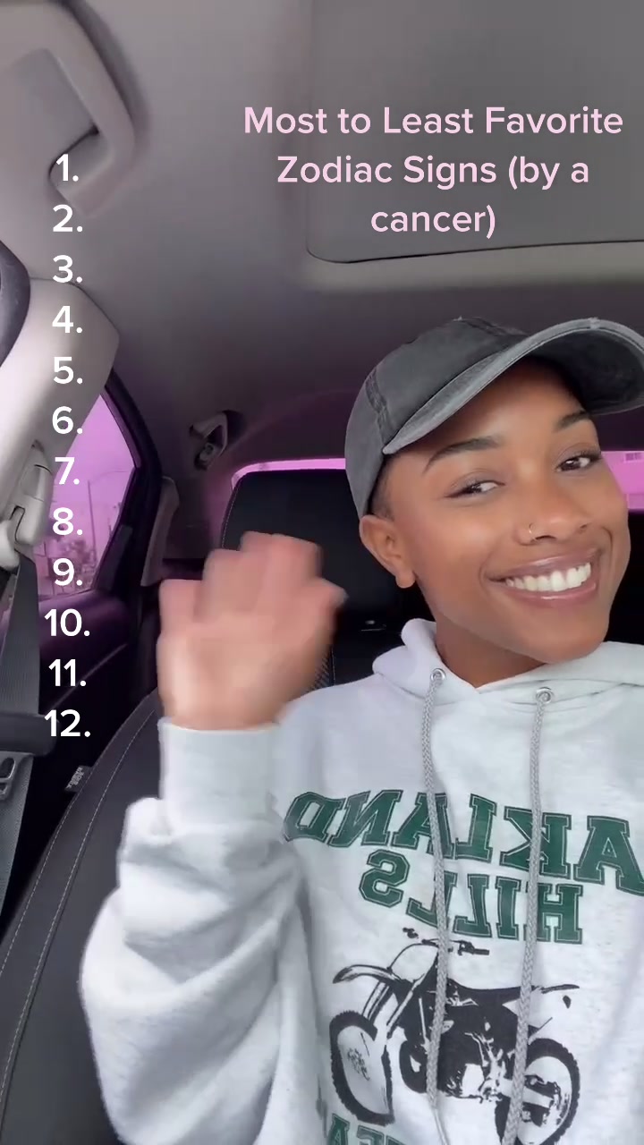 @kaylaballooou