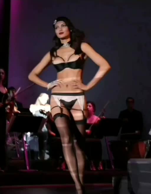 @Nylons Models