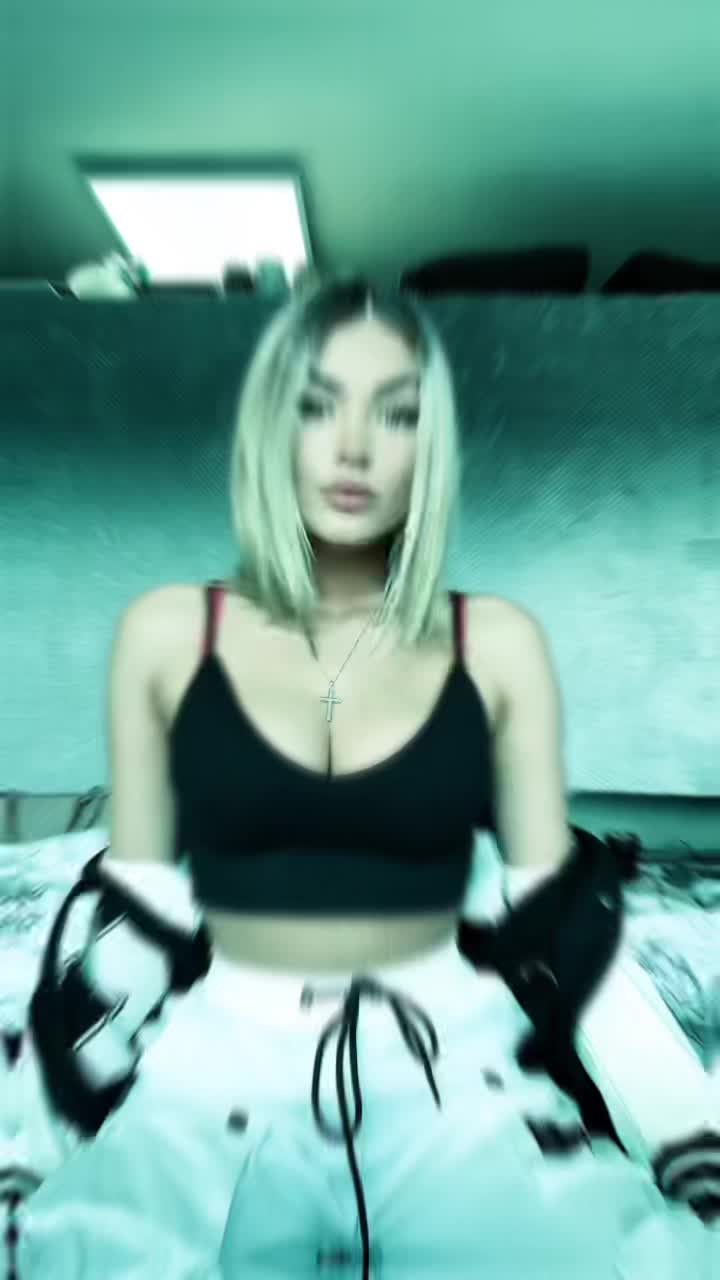 @Lina