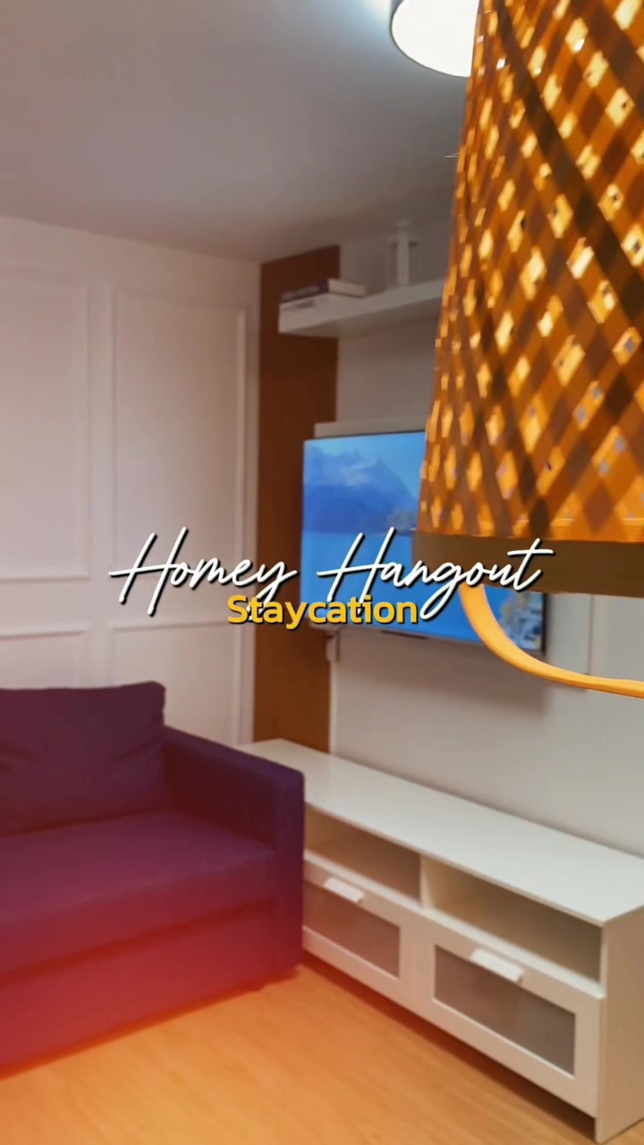 @Homey_Hangout_Staycation