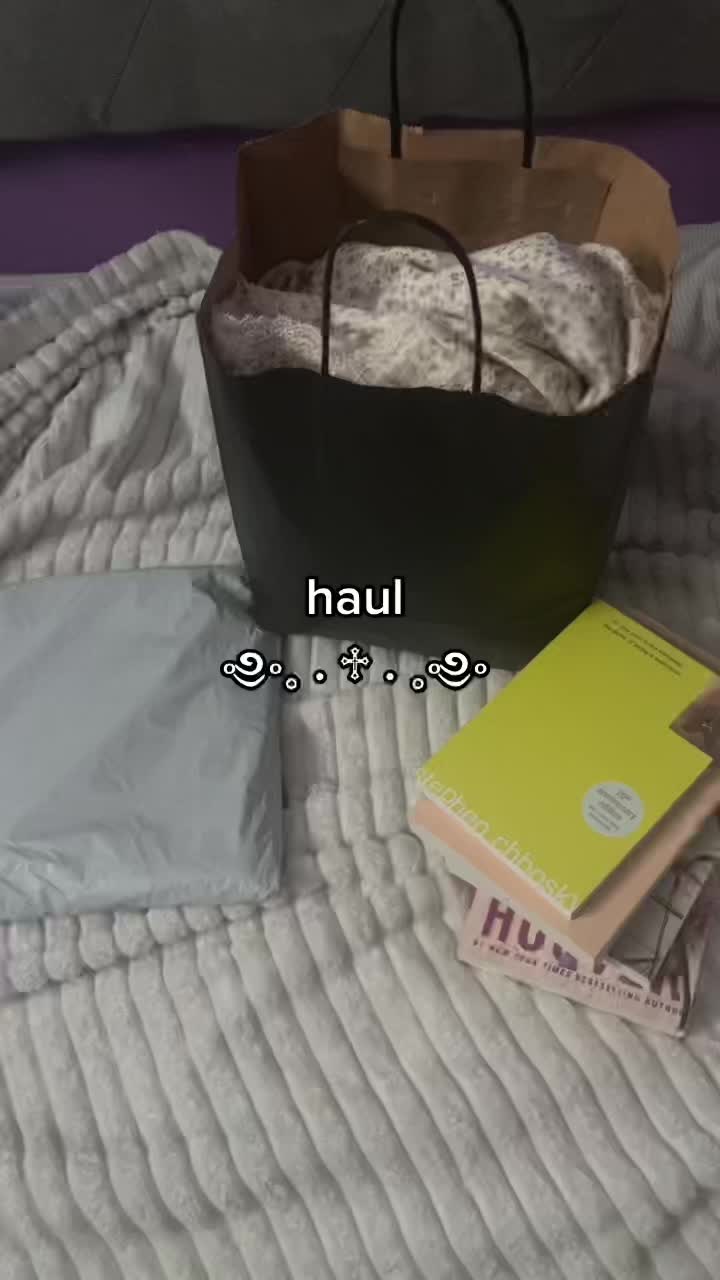 @<3