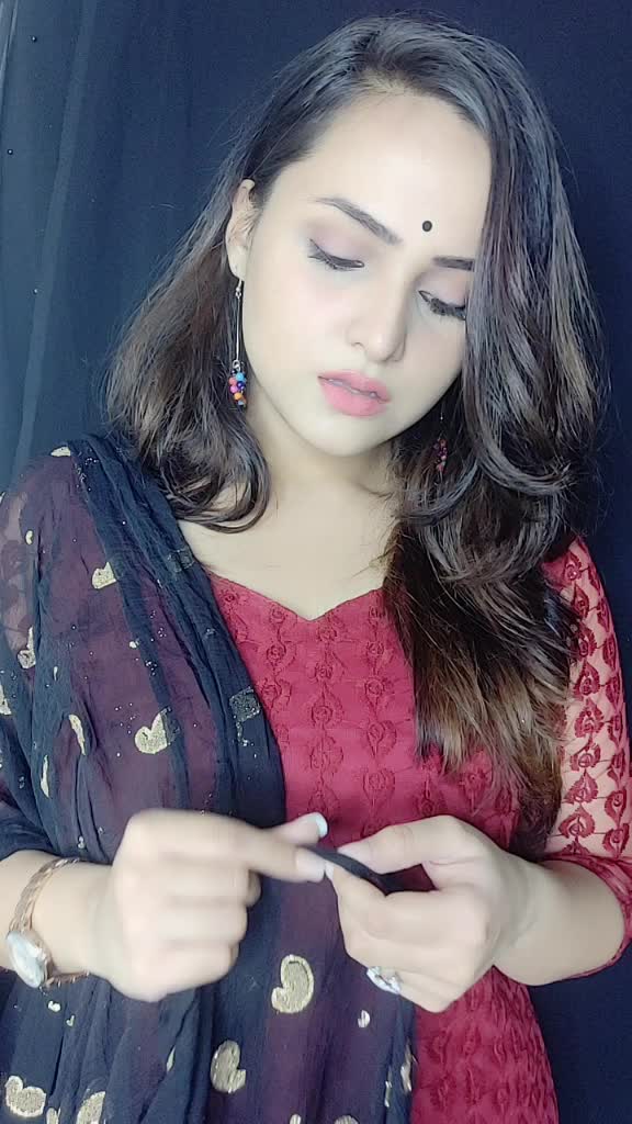 @Aliya Naaz