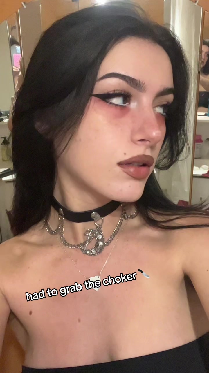 @lilymia
