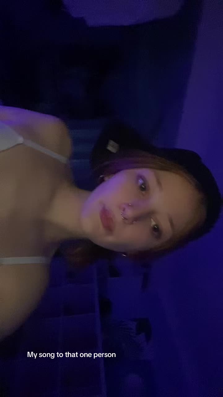 @Maddy19