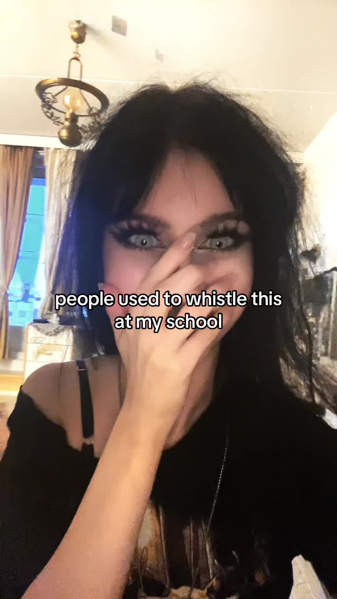 @nora valeria