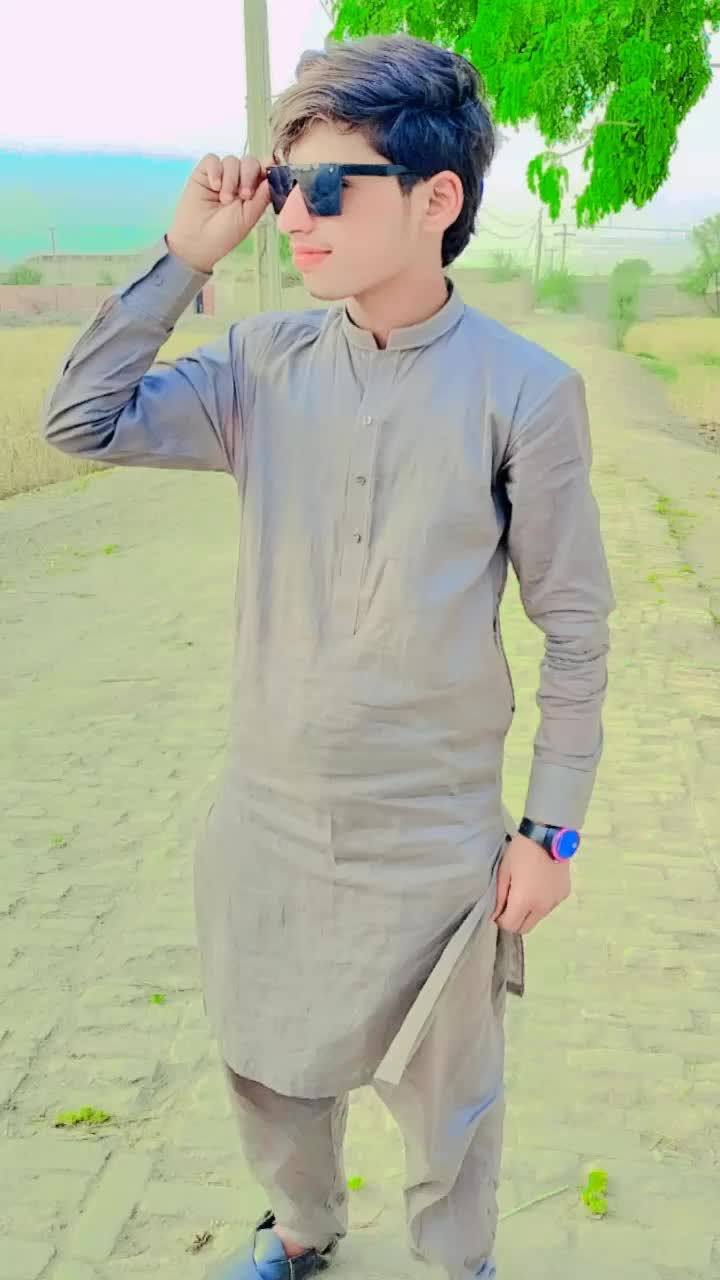 @amirbhawlpuri 😎