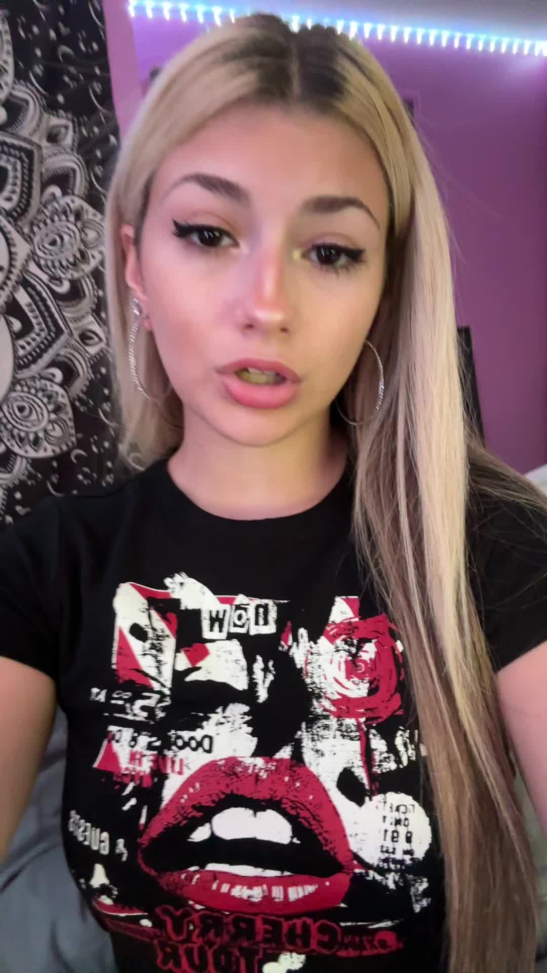 @Zoe