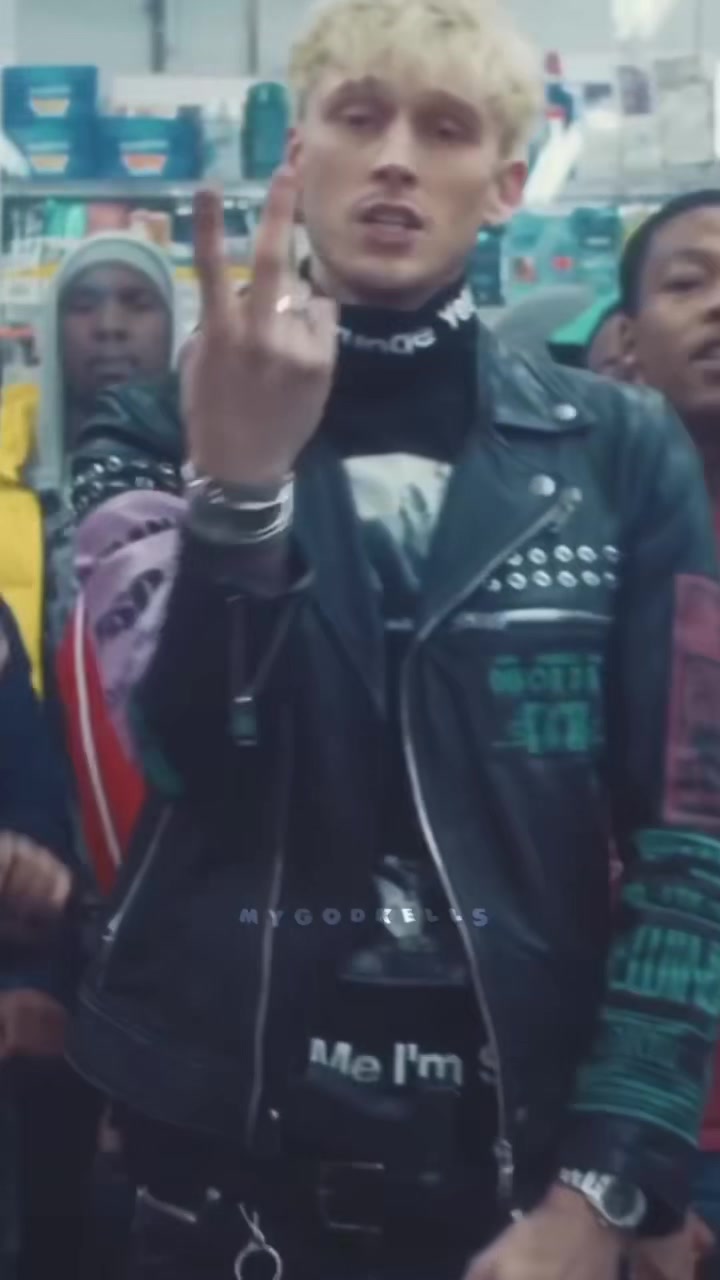 @mgk lover