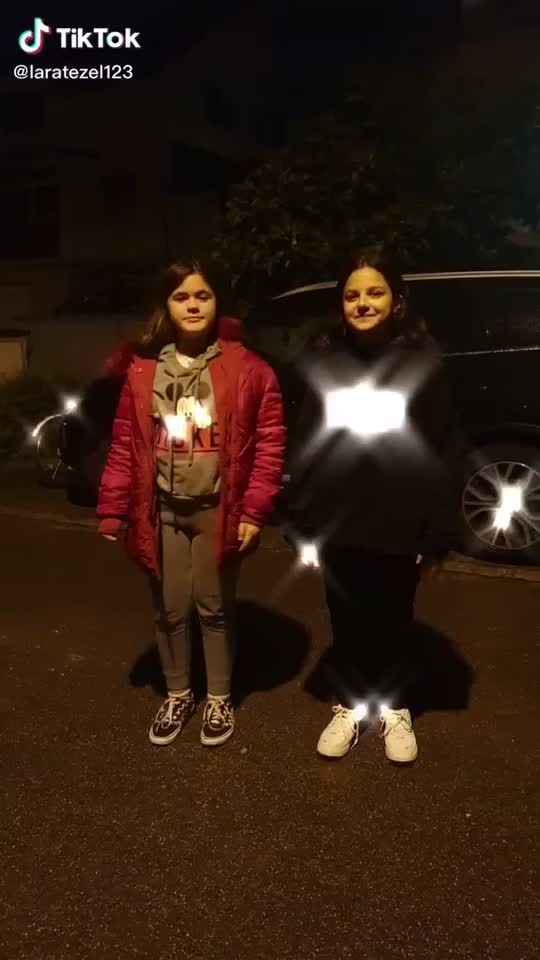 @Lara🤪