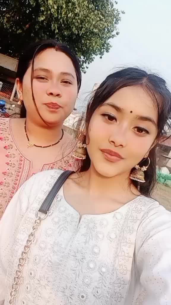@<𝑹💗>