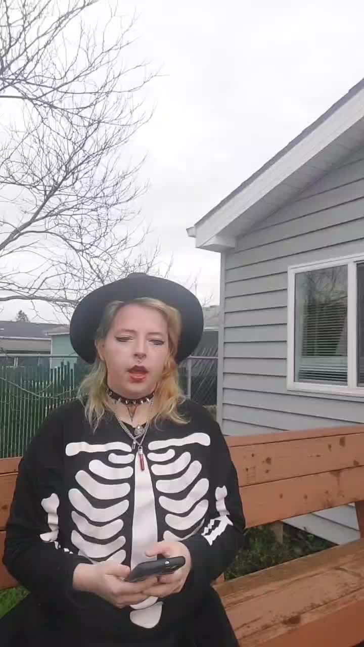 @Icuras