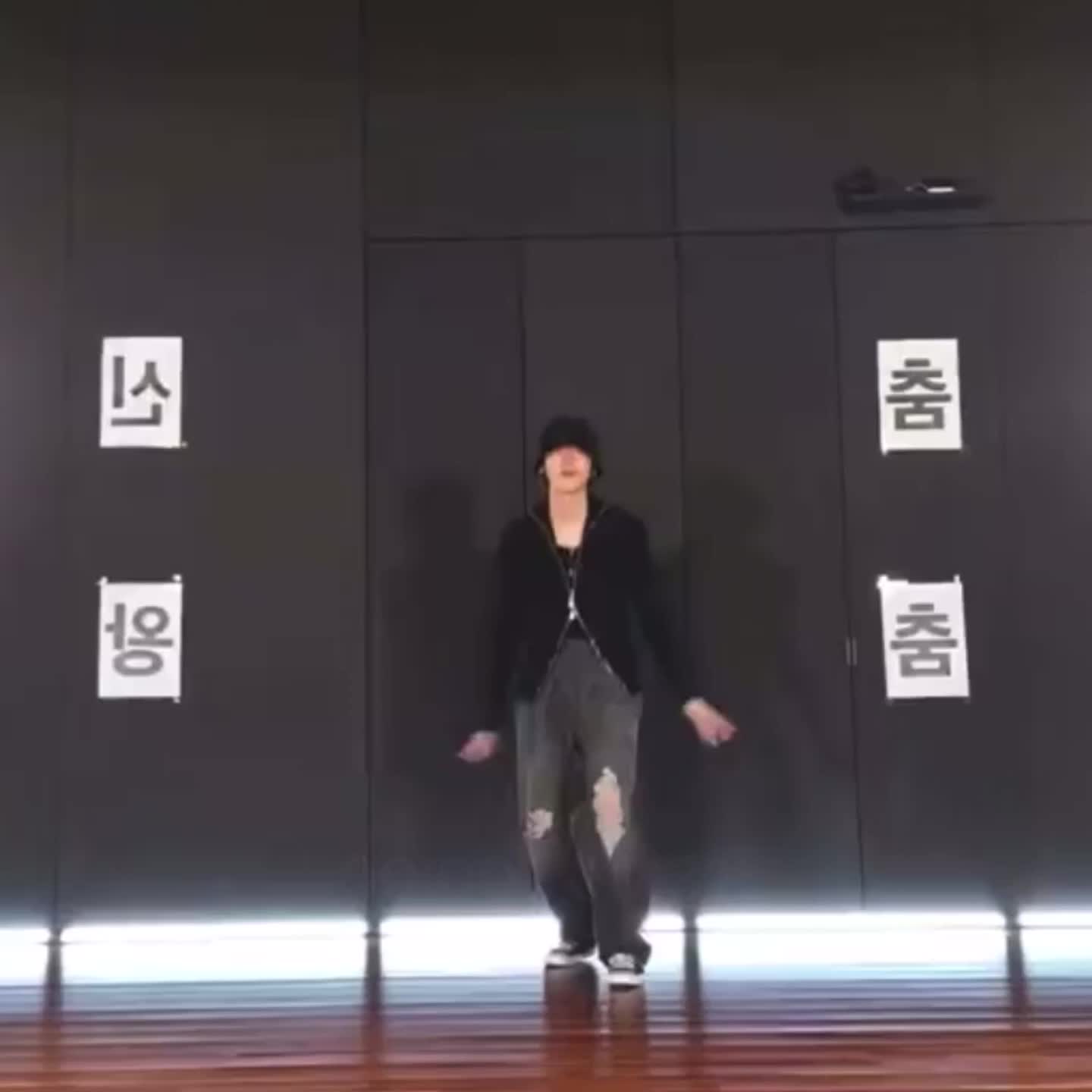 @mia