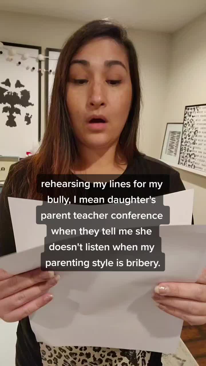 @mommycusses