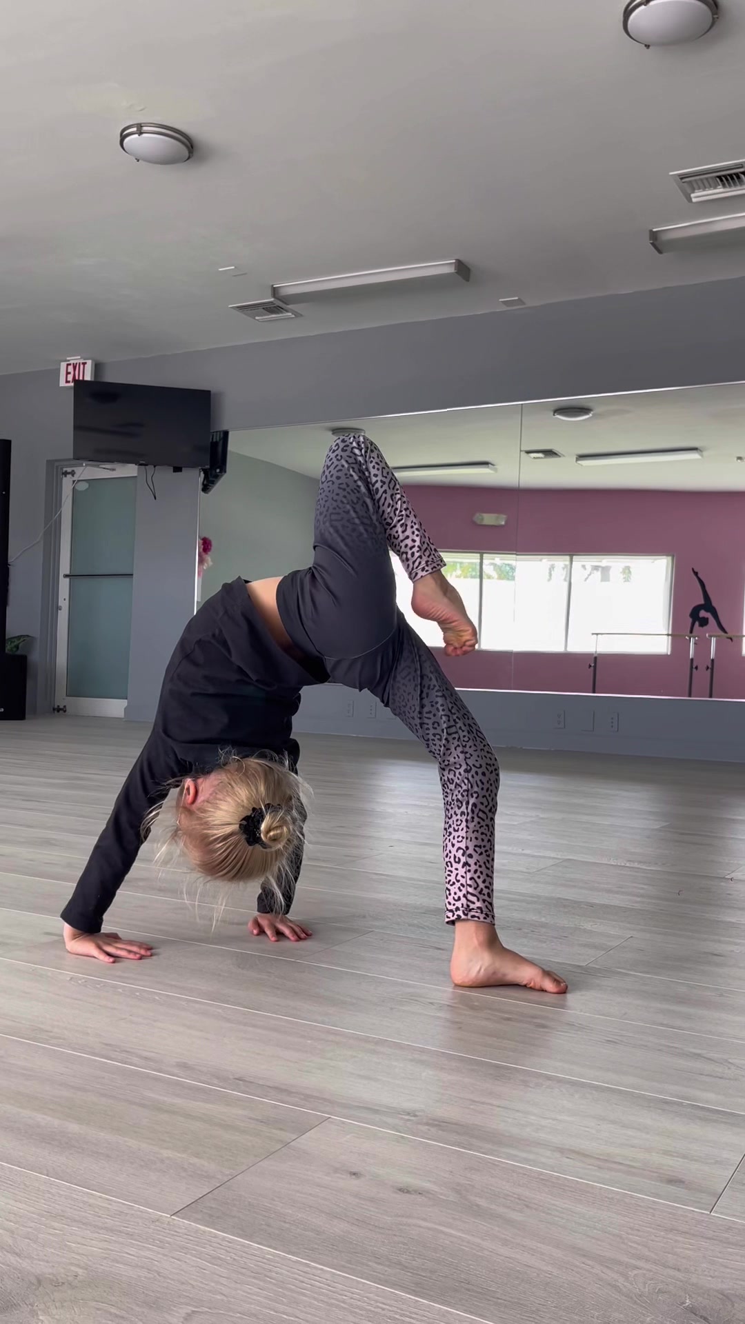 @Professional stretching studio