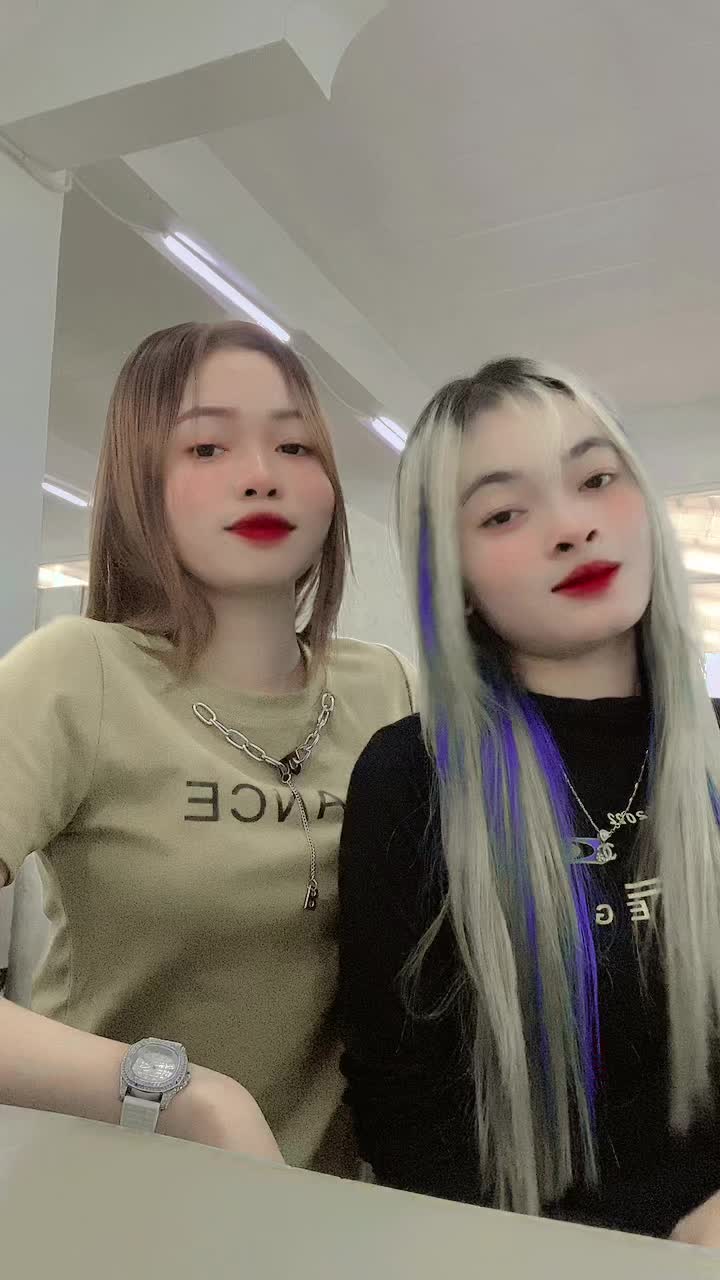 @Ta Ta ๐ฆ๐
