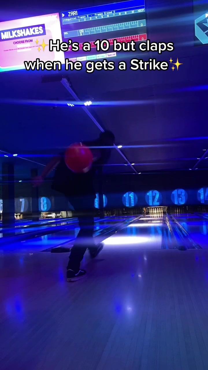 @Disco Bowl Worcester