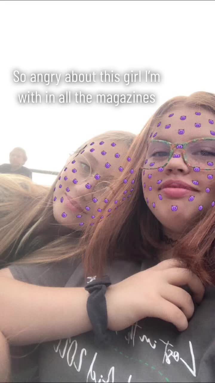 @People.are.so.fucking.WEIRD!😃