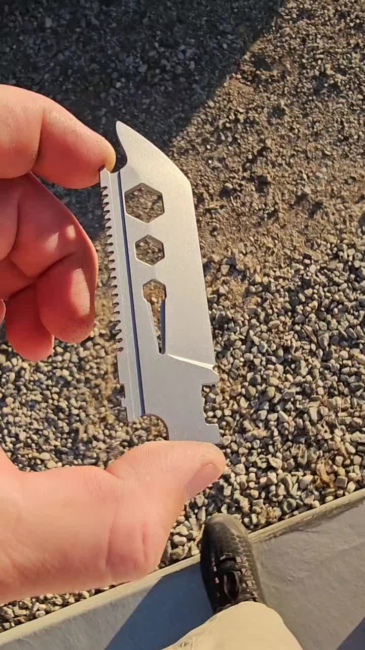 @upknife